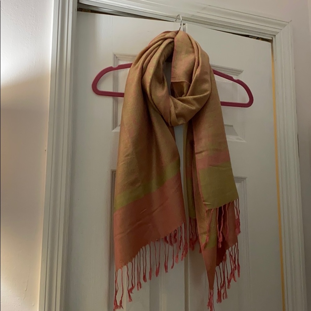 NWOT Pashmina
